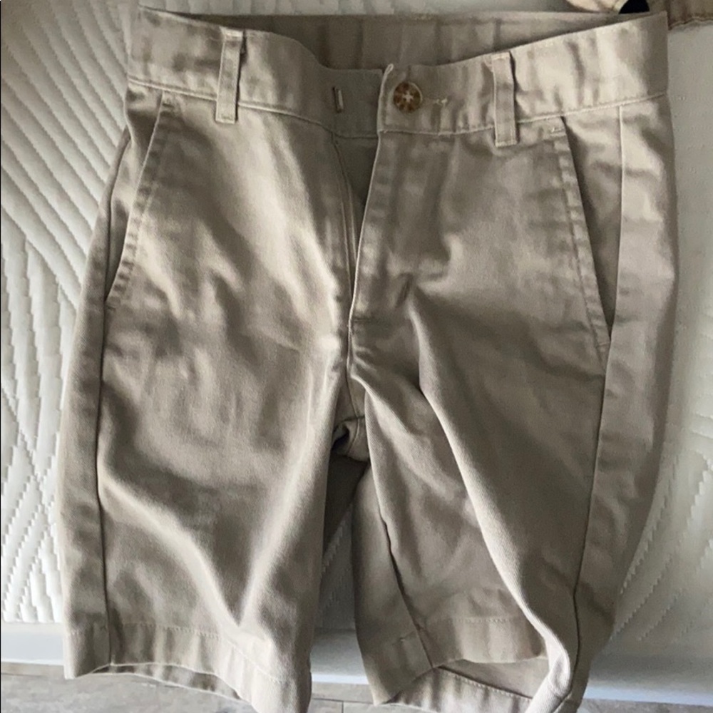 Boys beige shorts